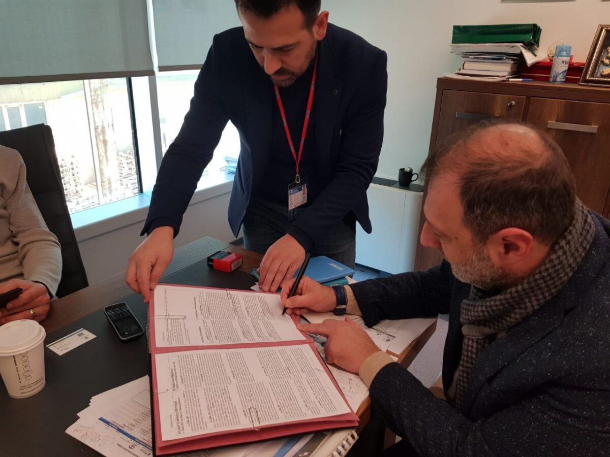 Signing a cooperation agreement with NPISTANBUL for brain surgery, neuro-oncology, and addiction treatment, appointing Treatment Way as the hospital's agent in the Arab world and the Middle East, in addition to working on rehabilitation within the hospital.